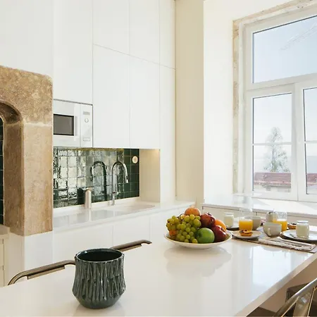 In Alfama, Near Se - Ttl271 *